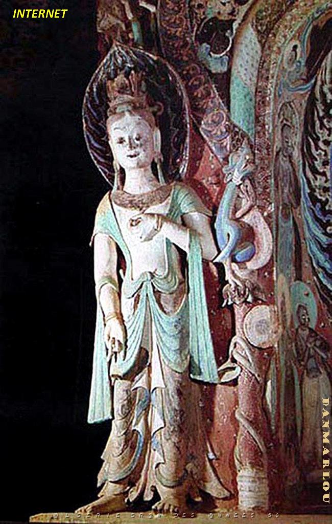 DUNHUANG - 050 -Grottes de Mogao .jpg
